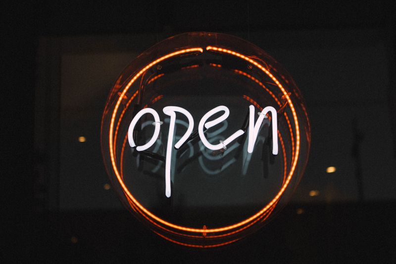 How to use Neon Signs to Boost your Business